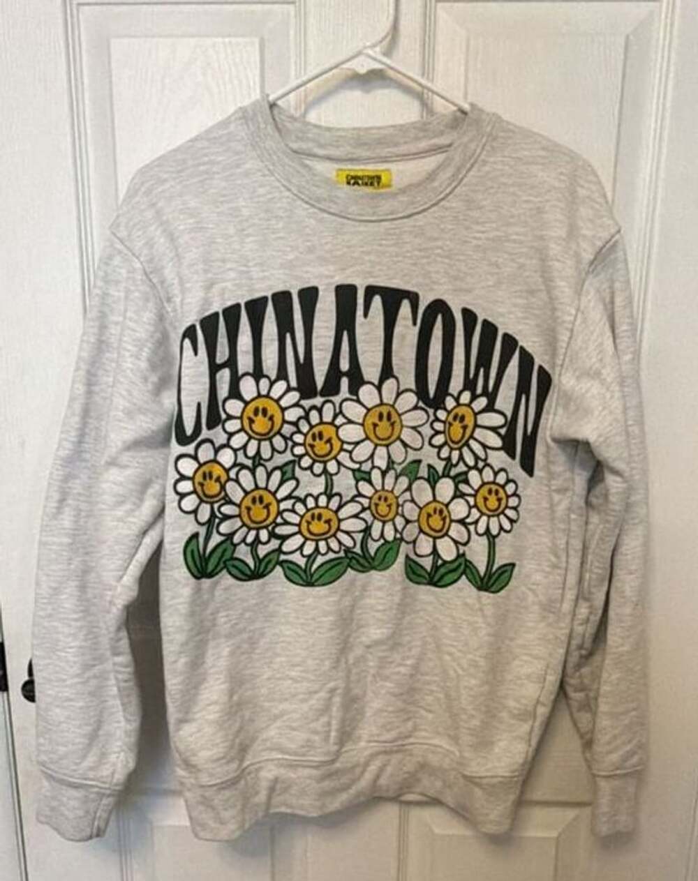 Chinatown Market Smiley Flower Power Crewneck Sweatshirt Ash Grey Medium